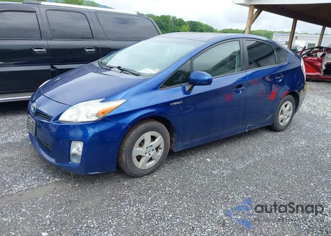 2011 Toyota Prius Two z USA, uszkodzony, nr VIN JTDKN3DU6B1384100